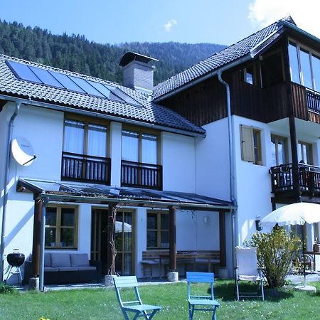 Landhaeusl Villa Weissensee Exterior photo
