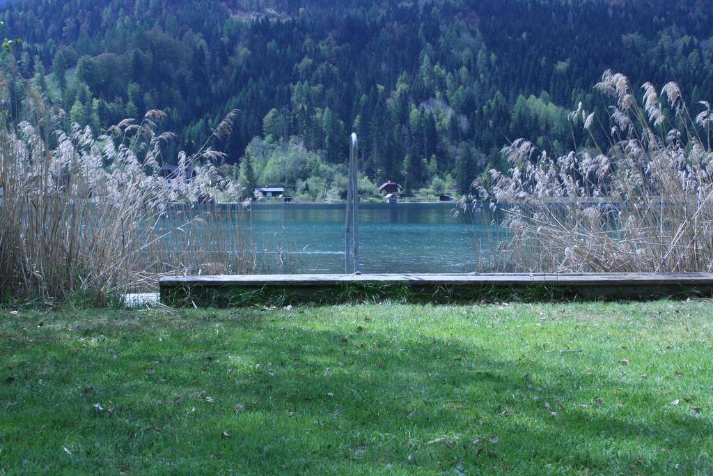 Landhaeusl Villa Weissensee Exterior photo