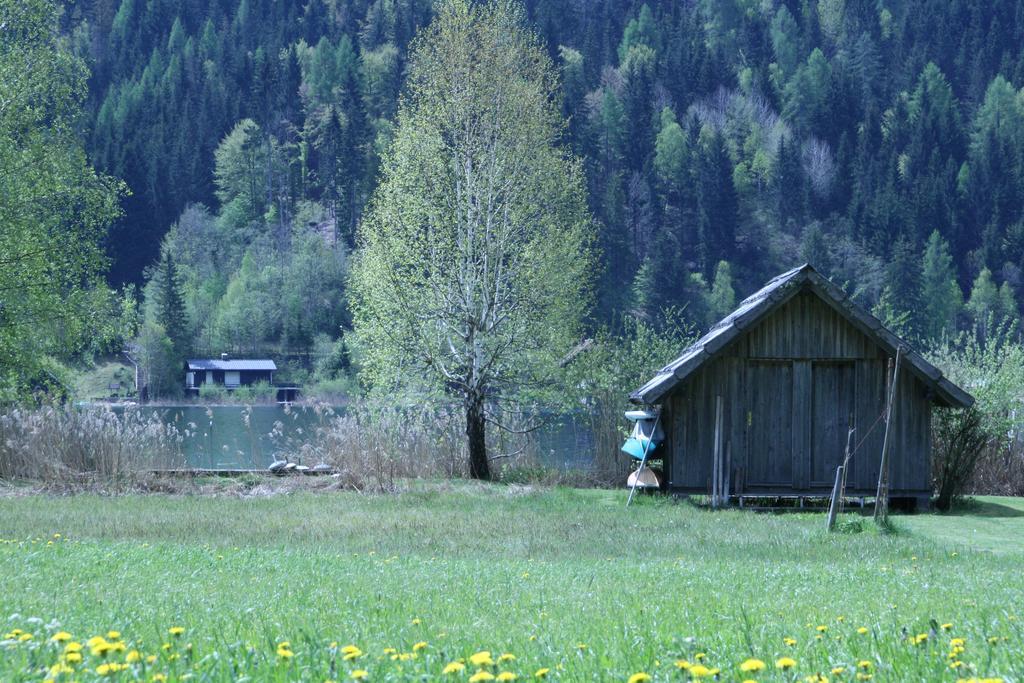 Landhaeusl Villa Weissensee Exterior photo